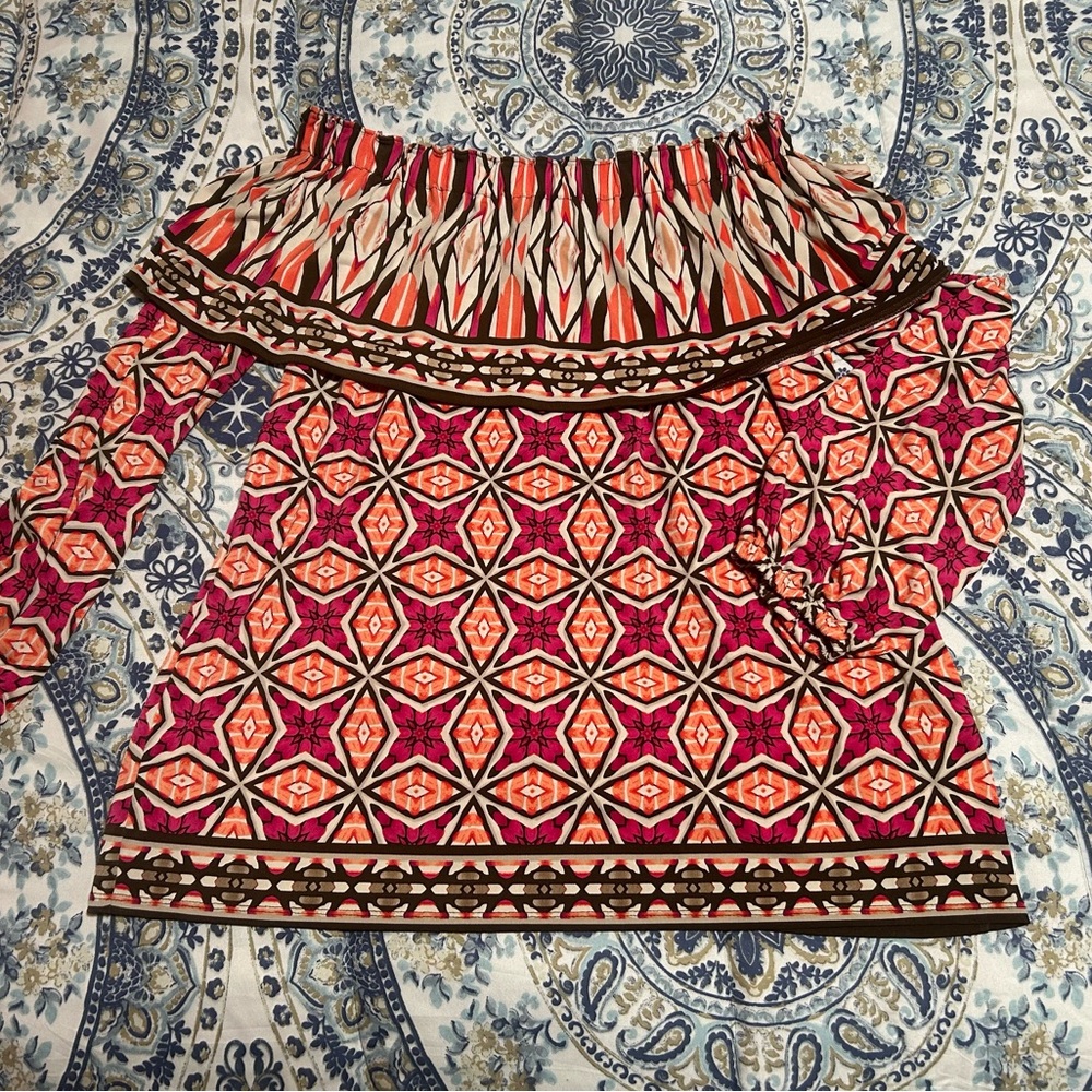 Chico's Pink and Orange Patterned off-shoulder Top